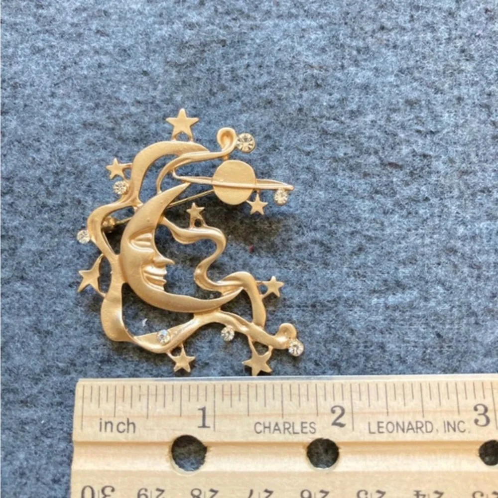 Retro Matte Gold Celestial Brooch Moon Star Face Pin Surreal Art Deco‎ Jewelry
